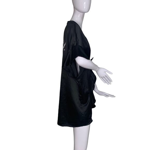 Victoria’s Secret Black Satin Robe Tide on Front White Love Print on Back OS - Picture 5 of 8